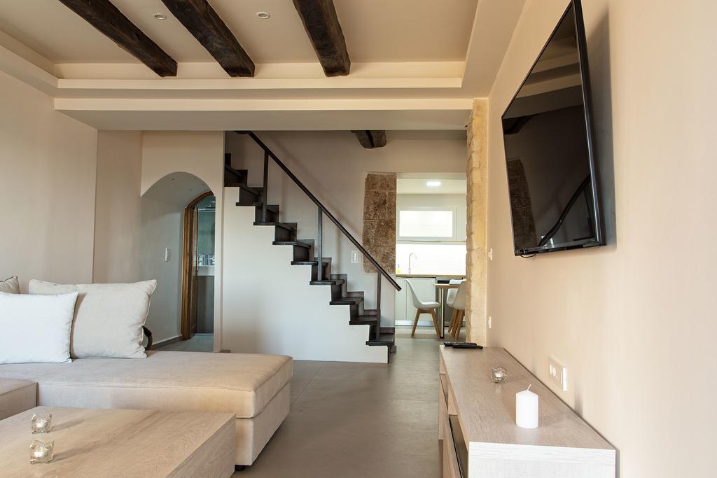 Ocean Waves Hotel Chania  Exterior foto