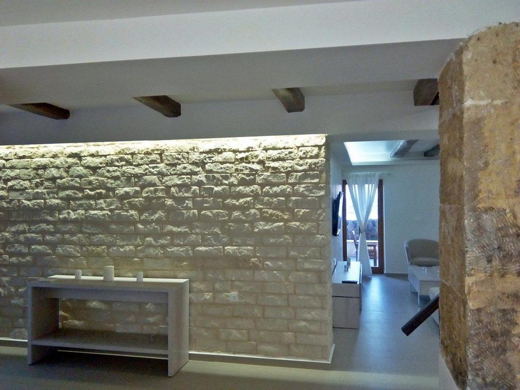 Ocean Waves Hotel Chania  Exterior foto